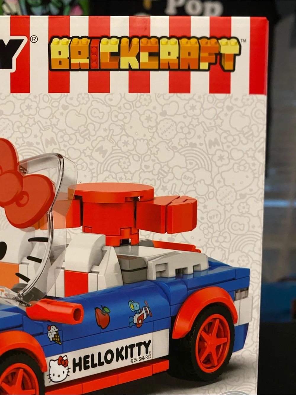 Hello Kitty Blue & Red Convertible Brick Building Set
